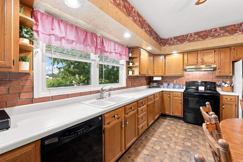 Tiny photo for 9990 E CR 600 S Road, Selma, IN 47383 (MLS # 202638041)