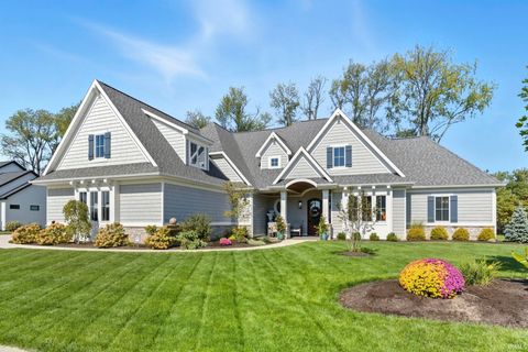 Photo of 976 Cascata Trail, Huntertown, IN 46748 (MLS # 202609940)