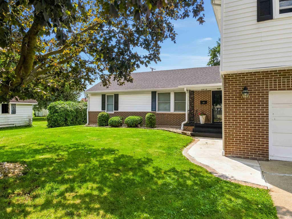 Photo of 3414 S Selby Street, Marion, IN 46953 (MLS # 202630716)