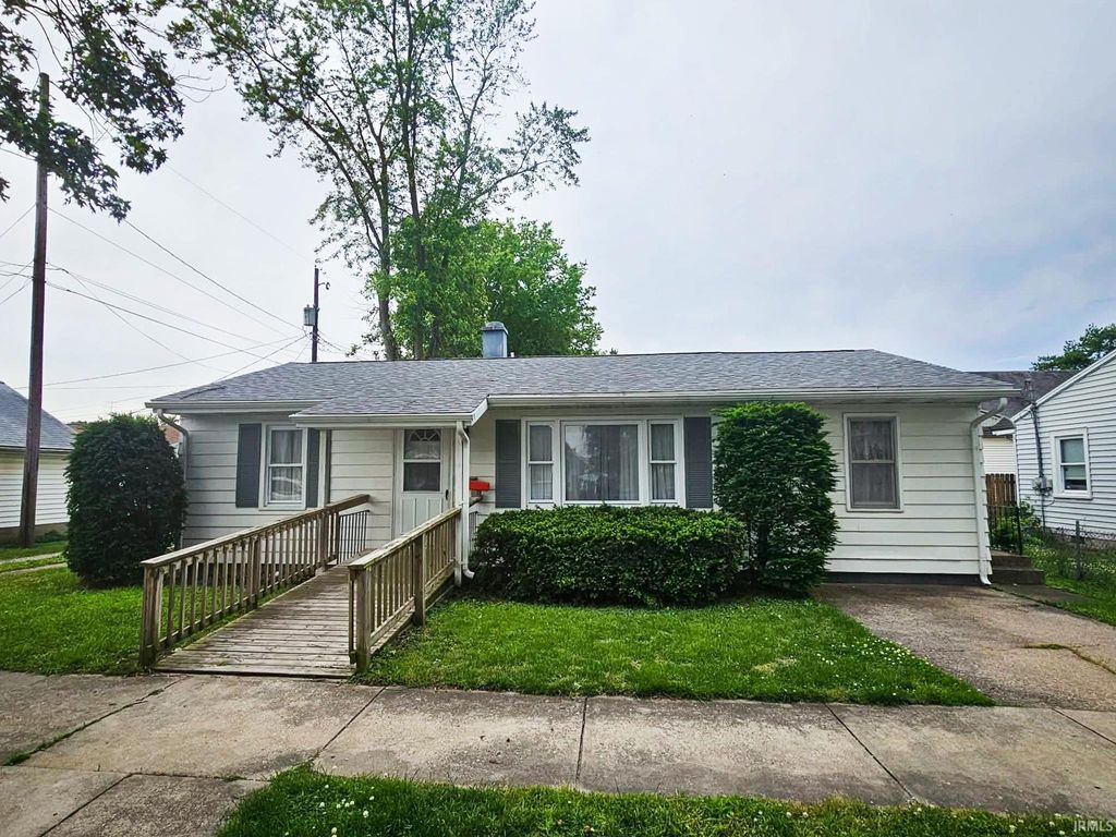 Photo of 1157 McKinley Avenue, Vincennes, IN 47591 (MLS # 202616820)