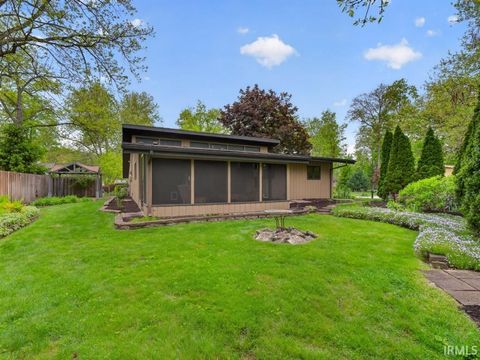Tiny photo for 1723 Forest Downs Drive, Fort Wayne, IN 46815 (MLS # 202617936)