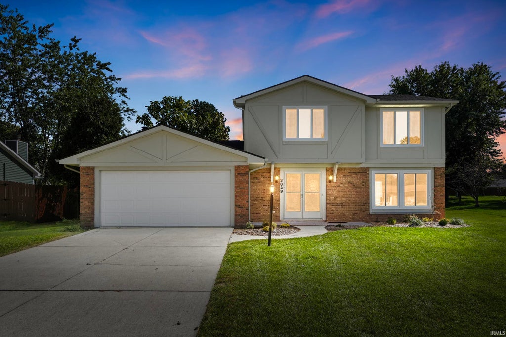 Photo of 3829 Blythewood Place, Fort Wayne, IN 46804 (MLS # 202641699)