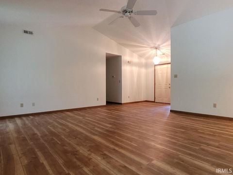 Tiny photo for 224 Buckingham Circle, Lafayette, IN 47909 (MLS # 202535609)