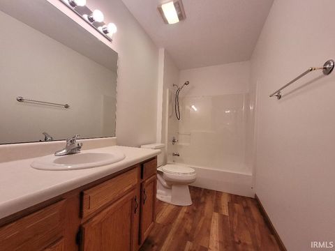 Tiny photo for 224 Buckingham Circle, Lafayette, IN 47909 (MLS # 202535609)