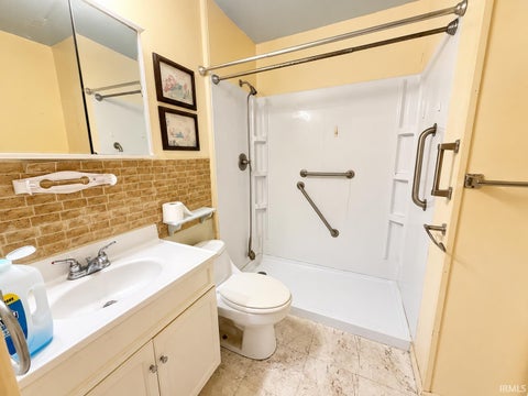 Tiny photo for 2720 N Locke Street, Kokomo, IN 46901 (MLS # 202641774)