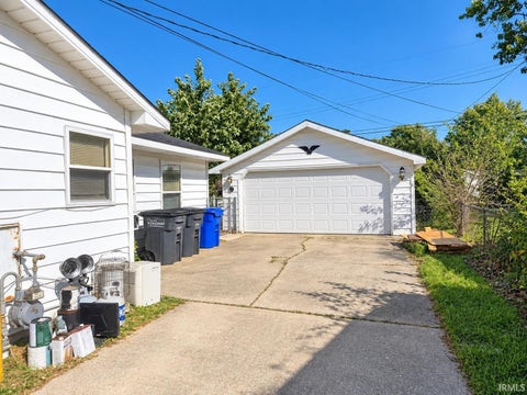 Tiny photo for 2720 N Locke Street, Kokomo, IN 46901 (MLS # 202641774)