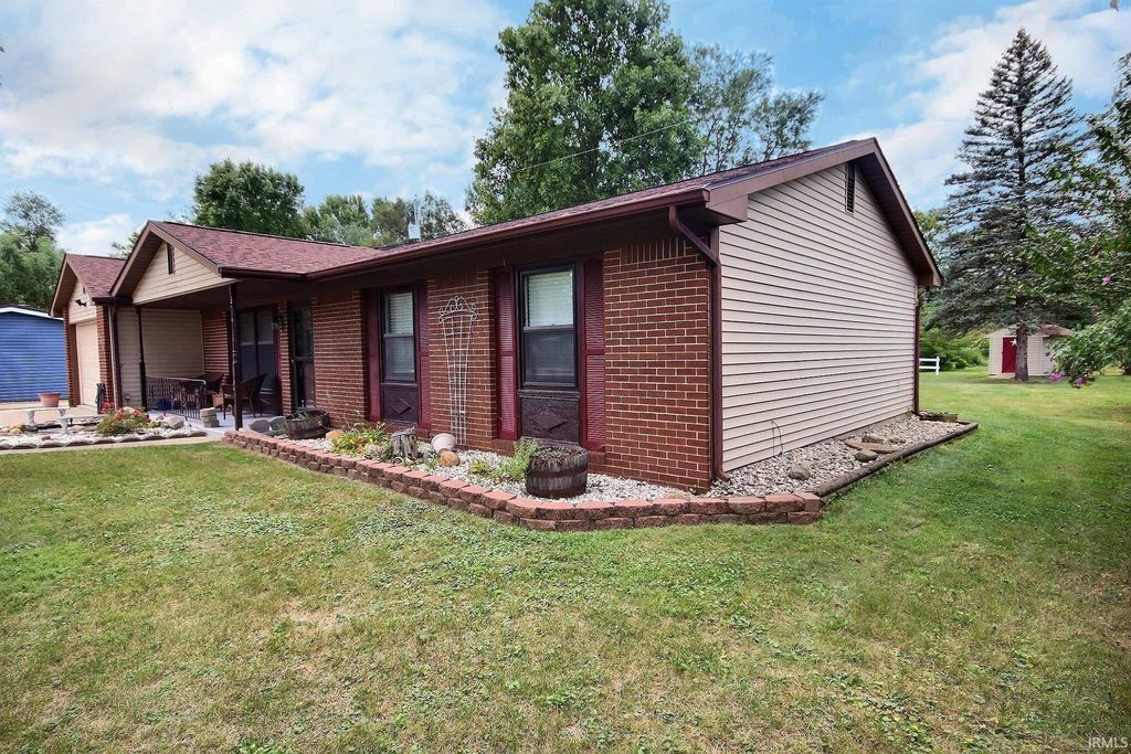 Photo of 134 Bade Street, New Haven, IN 46774 (MLS # 202536025)