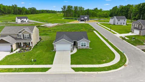 Tiny photo for 804 Knights Crossing, Kendallville, IN 46755 (MLS # 202624781)