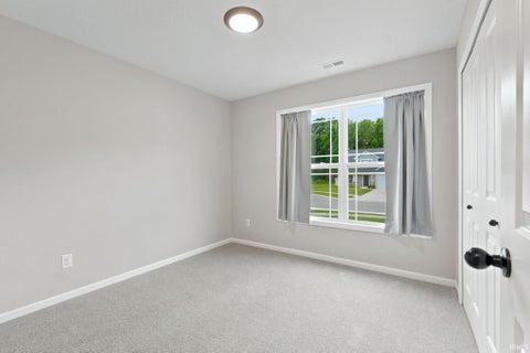 Tiny photo for 804 Knights Crossing, Kendallville, IN 46755 (MLS # 202624781)