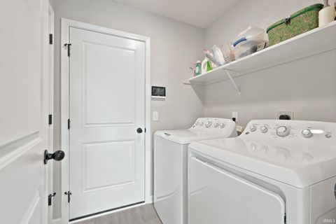 Tiny photo for 804 Knights Crossing, Kendallville, IN 46755 (MLS # 202624781)