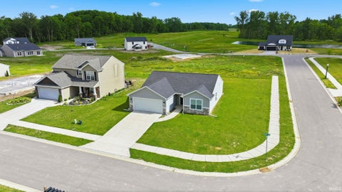 Tiny photo for 804 Knights Crossing, Kendallville, IN 46755 (MLS # 202624781)