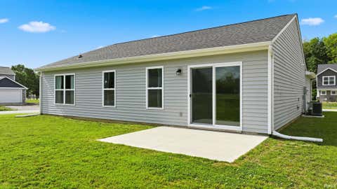 Tiny photo for 804 Knights Crossing, Kendallville, IN 46755 (MLS # 202624781)