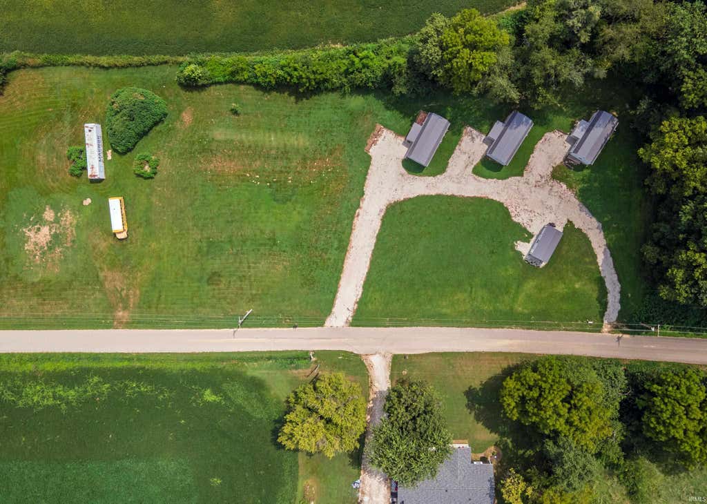 Photo of 5026 N County Road 375 W, Petersburg, IN 47567 (MLS # 202632354)