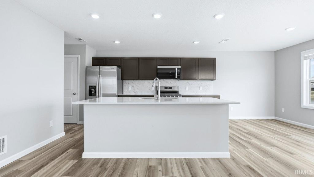 Photo of 1737 Granger Lane, Bluffton, IN 46714 (MLS # 202547887)