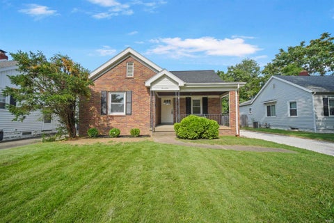 Photo of 17 S Fairlawn Avenue, Evansville, IN 47714 (MLS # 202629860)