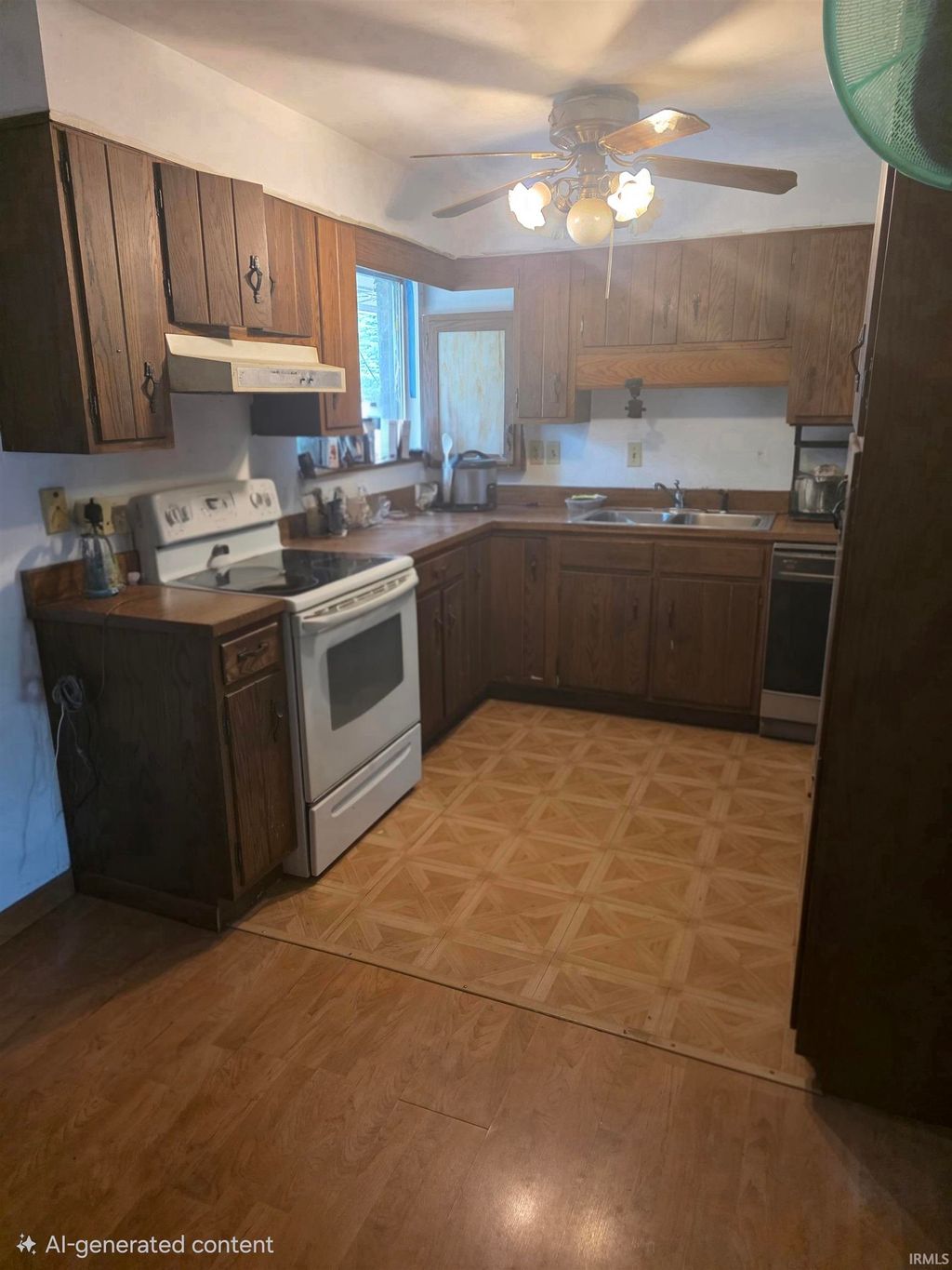 Photo of 1109 Glenwood Avenue, Fort Wayne, IN 46805 (MLS # 202617422)