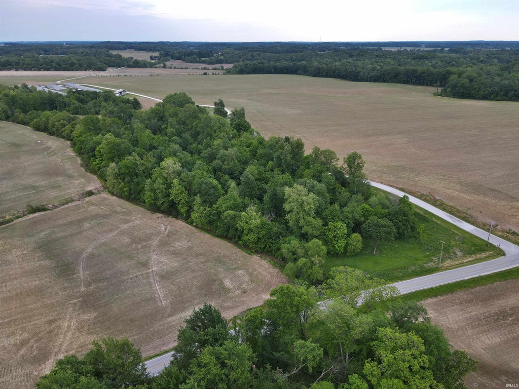 Photo of 0 N Portersville Road, Jasper, IN 47546 (MLS # 202641616)