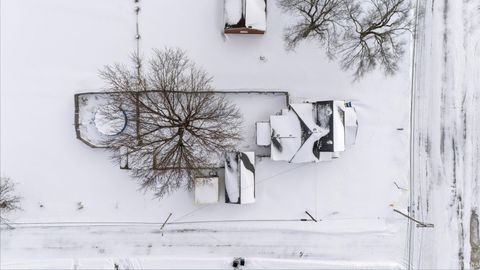 Tiny photo for 2800 E 16Th Street, Muncie, IN 47302 (MLS # 202602779)