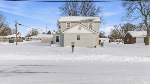 Tiny photo for 2800 E 16Th Street, Muncie, IN 47302 (MLS # 202602779)