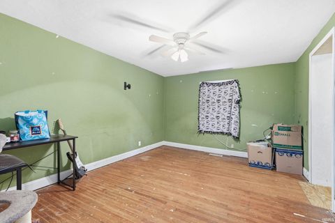Tiny photo for 2800 E 16Th Street, Muncie, IN 47302 (MLS # 202602779)