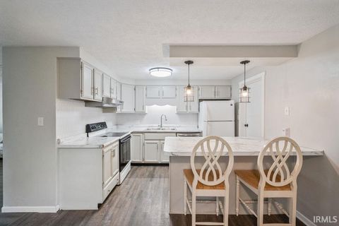 Tiny photo for 1112 Wigwam Drive, Kokomo, IN 46902 (MLS # 202629240)