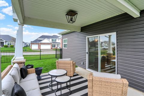 Tiny photo for 597 Gainsboro Drive, West Lafayette, IN 47906 (MLS # 202612757)