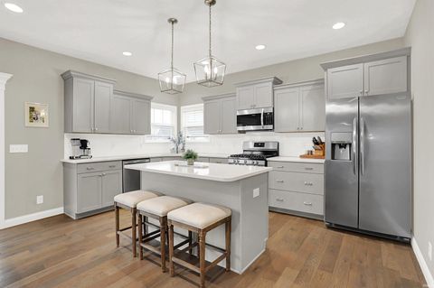 Tiny photo for 597 Gainsboro Drive, West Lafayette, IN 47906 (MLS # 202612757)