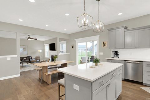 Tiny photo for 597 Gainsboro Drive, West Lafayette, IN 47906 (MLS # 202612757)