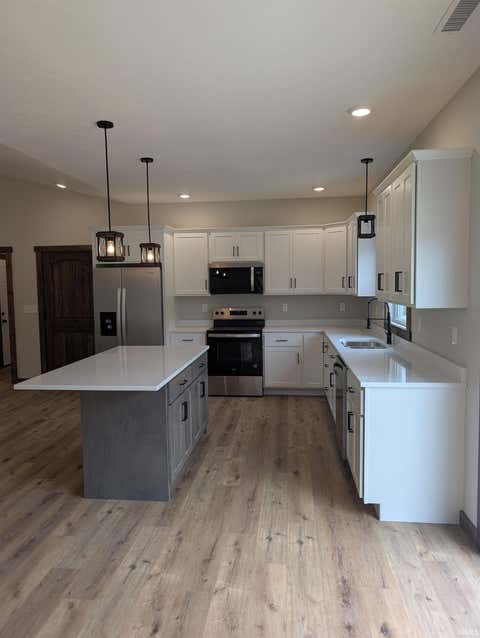 Tiny photo for 217 Poplar Street, Loogootee, IN 47553 (MLS # 202622452)