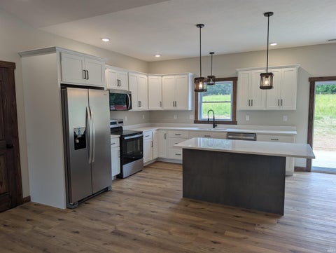 Tiny photo for 217 Poplar Street, Loogootee, IN 47553 (MLS # 202622452)