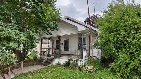 Tiny photo for 905 N Lindsay Street, Kokomo, IN 46901 (MLS # 202638412)