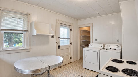 Tiny photo for 905 N Lindsay Street, Kokomo, IN 46901 (MLS # 202638412)