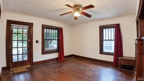 Tiny photo for 905 N Lindsay Street, Kokomo, IN 46901 (MLS # 202638412)