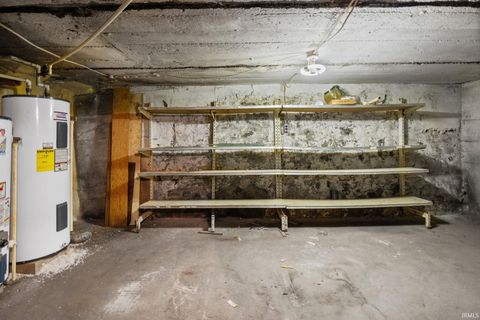 Tiny photo for 215 W Franklin Street, Delphi, IN 46923 (MLS # 202542840)
