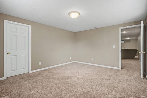 Tiny photo for 1458 Rutland Court, Winona Lake, IN 46590 (MLS # 202633396)