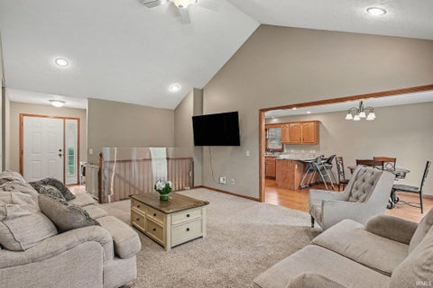 Tiny photo for 1458 Rutland Court, Winona Lake, IN 46590 (MLS # 202633396)
