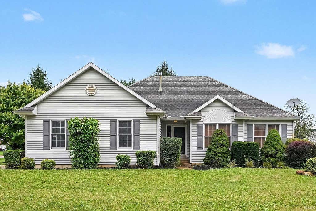 Photo of 1458 Rutland Court, Winona Lake, IN 46590 (MLS # 202633396)