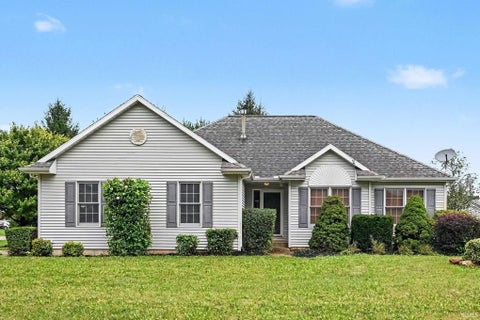 Photo of 1458 Rutland Court, Winona Lake, IN 46590 (MLS # 202633396)