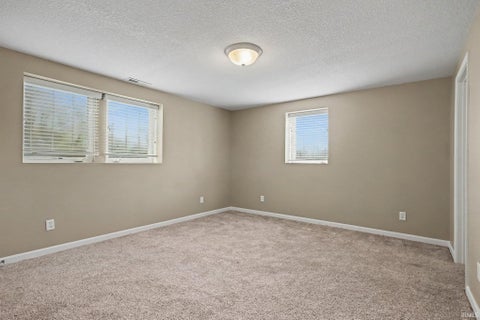 Tiny photo for 1458 Rutland Court, Winona Lake, IN 46590 (MLS # 202633396)