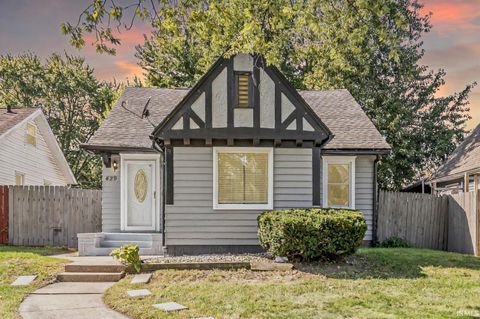 Tiny photo for 429 S Albert Street, South Bend, IN 46619 (MLS # 202539312)