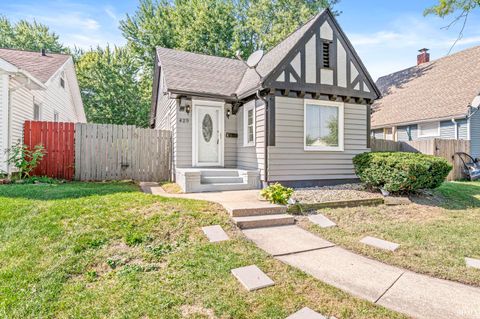 Tiny photo for 429 S Albert Street, South Bend, IN 46619 (MLS # 202539312)