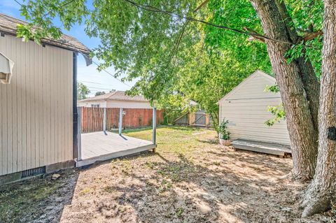 Tiny photo for 429 S Albert Street, South Bend, IN 46619 (MLS # 202539312)