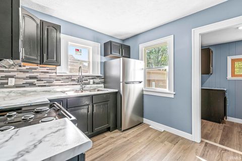 Tiny photo for 429 S Albert Street, South Bend, IN 46619 (MLS # 202539312)