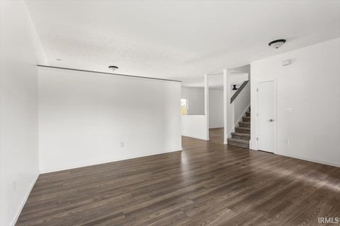 Tiny photo for 3303 Crosspoint Court, Lafayette, IN 47909 (MLS # 202527424)