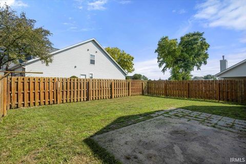 Tiny photo for 3303 Crosspoint Court, Lafayette, IN 47909 (MLS # 202527424)