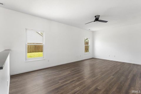 Tiny photo for 3303 Crosspoint Court, Lafayette, IN 47909 (MLS # 202527424)