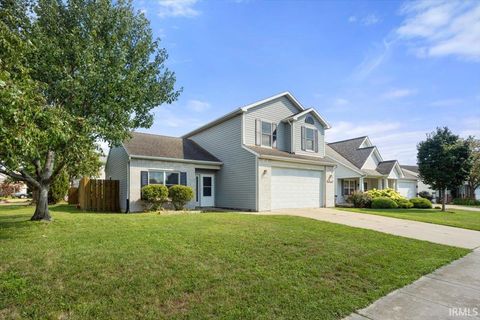 Tiny photo for 3303 Crosspoint Court, Lafayette, IN 47909 (MLS # 202527424)