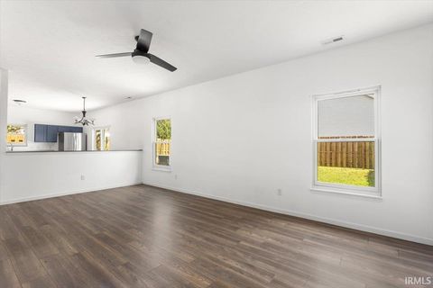 Tiny photo for 3303 Crosspoint Court, Lafayette, IN 47909 (MLS # 202527424)