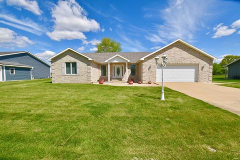 Tiny photo for 4183 E Arrowhead Road, Monticello, IN 47960 (MLS # 202616604)