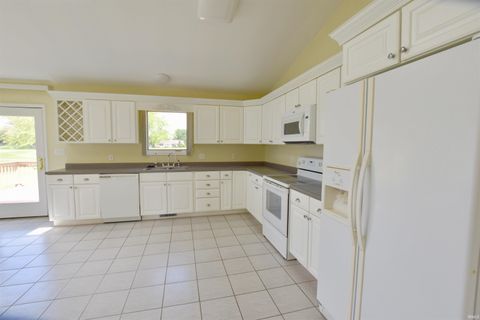 Tiny photo for 4183 E Arrowhead Road, Monticello, IN 47960 (MLS # 202616604)